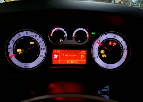 2014 Fiat 500L Trekking from USA, damaged, VIN ZFBCFADH5EZ007646